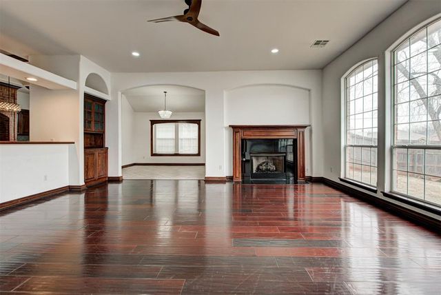 12700 Whitefield Circle, Oklahoma City, OK 73142