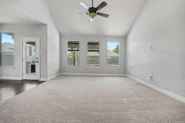 4310 Garden Path Lane, Mansfield, TX 76063
