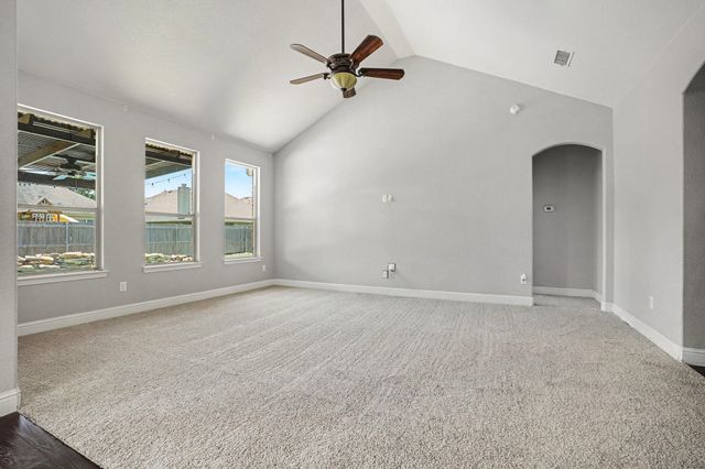 4310 Garden Path Lane, Mansfield, TX 76063
