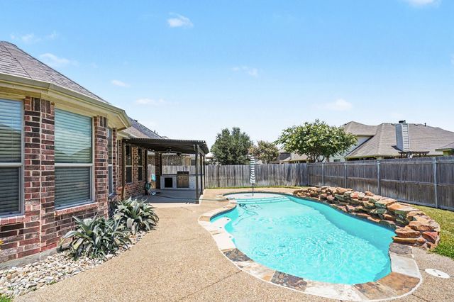 4310 Garden Path Lane, Mansfield, TX 76063