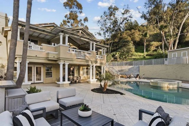 1615 Orchard Wood Road, Encinitas, CA 92024