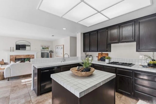 1615 Orchard Wood Road, Encinitas, CA 92024