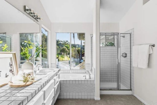 1615 Orchard Wood Road, Encinitas, CA 92024