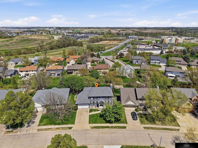 10326 Newport Avenue, Omaha, NE 68122
