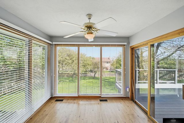 10326 Newport Avenue, Omaha, NE 68122