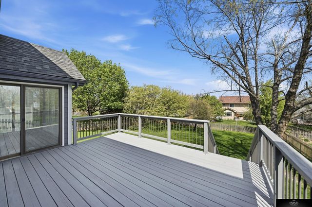 10326 Newport Avenue, Omaha, NE 68122