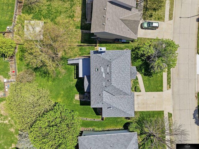 10326 Newport Avenue, Omaha, NE 68122