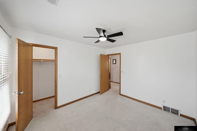 10326 Newport Avenue, Omaha, NE 68122