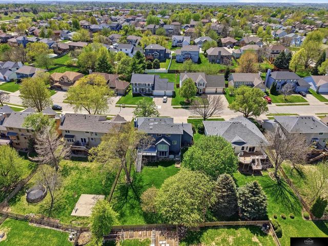 10326 Newport Avenue, Omaha, NE 68122