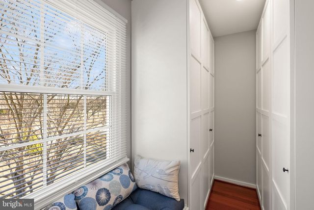 4354 MISTY RIDGE DR, Haymarket, VA 20169