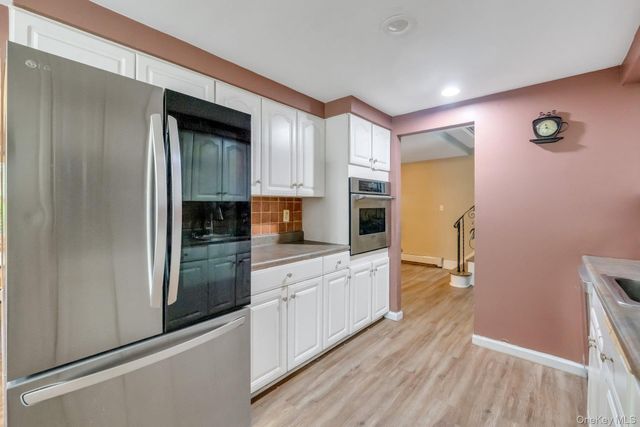 22 Cornelia Lane, Lake Grove, NY 11755