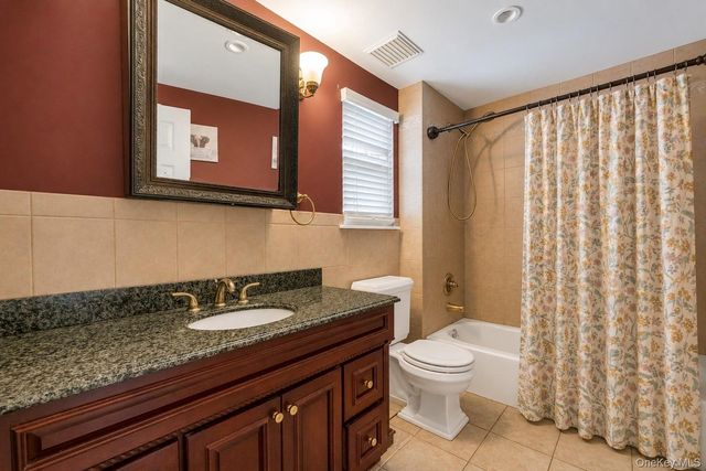 22 Cornelia Lane, Lake Grove, NY 11755