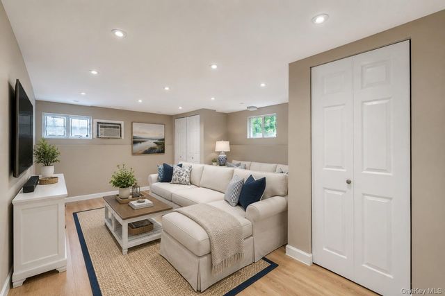 22 Cornelia Lane, Lake Grove, NY 11755