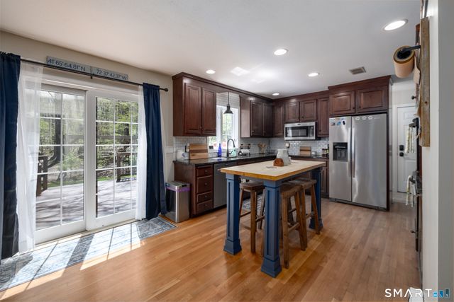 29 Chestnut Hill Road, Hebron, CT 06248
