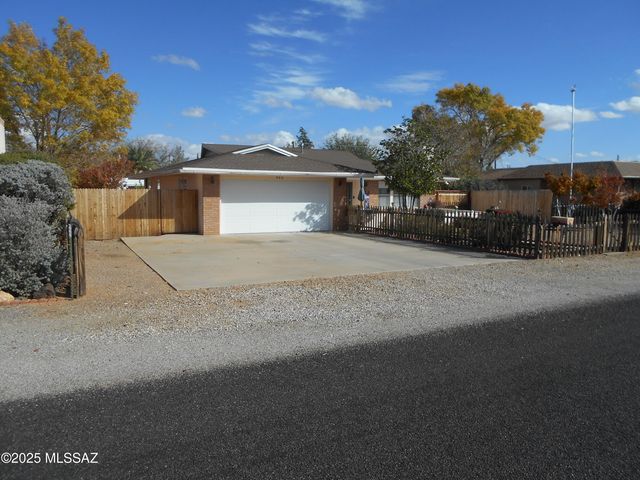 306 N Sage Street, Pearce, AZ 85625