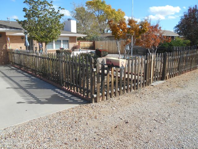 306 N Sage Street, Pearce, AZ 85625