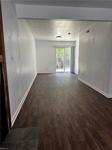 3514 Bancroft DR, Virginia Beach, VA 23452