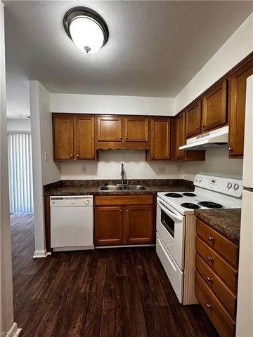 3514 Bancroft DR, Virginia Beach, VA 23452