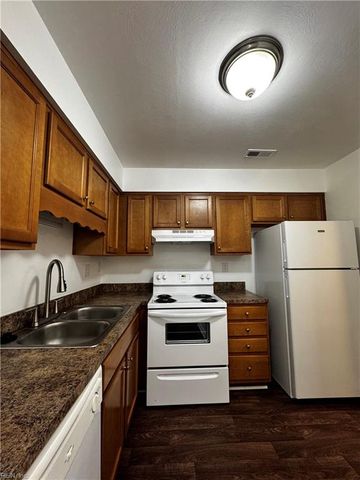 3514 Bancroft DR, Virginia Beach, VA 23452