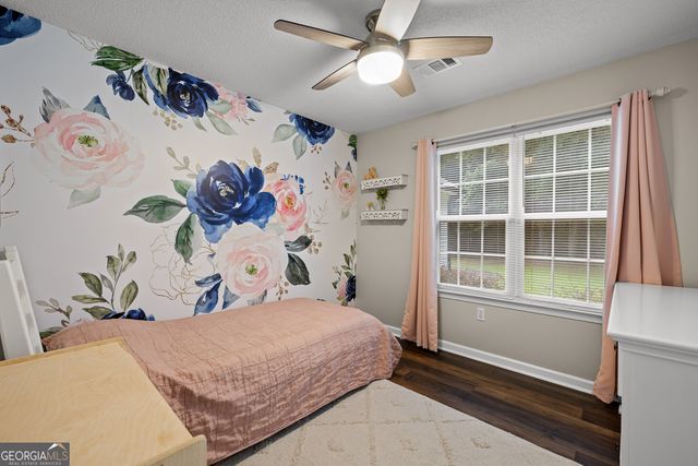 55 Bretts Point, Sharpsburg, GA 30277