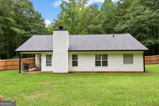 55 Bretts Point, Sharpsburg, GA 30277