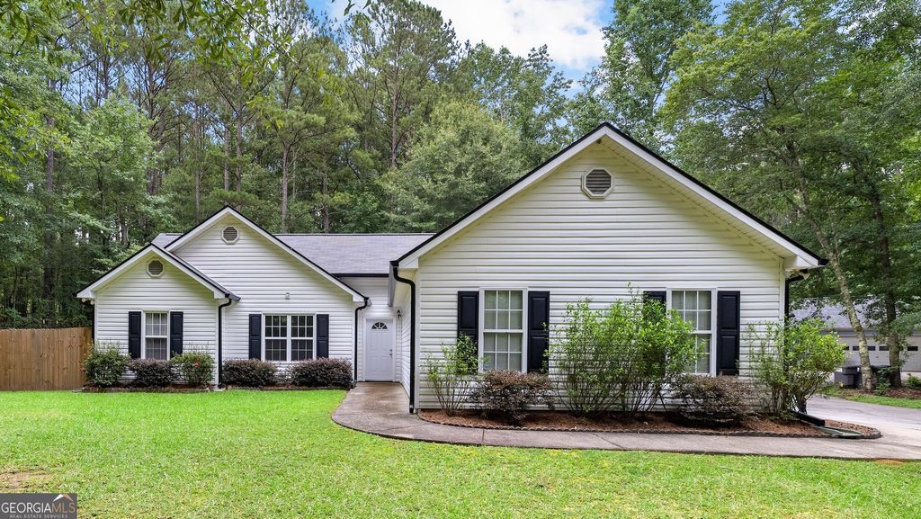 55 Bretts Point, Sharpsburg, GA 30277