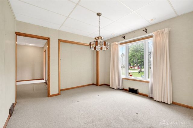 37 Hawthorne Drive, Fairborn, OH 45324