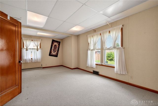 37 Hawthorne Drive, Fairborn, OH 45324