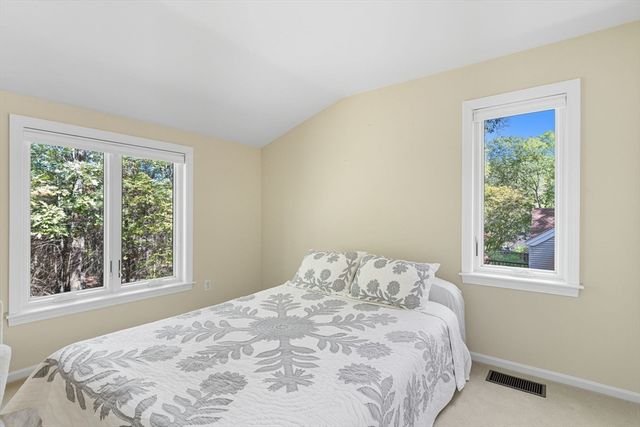8 Fox Hollow 8, Wayland, MA 01778