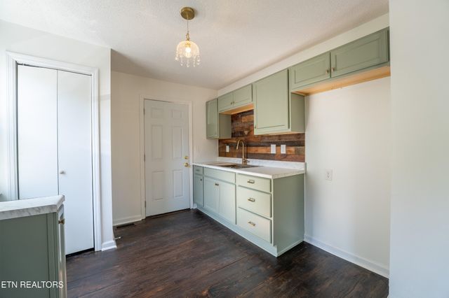 224 Wynn Ave, Knoxville, TN 37920