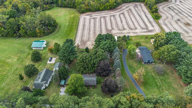 8674 N 200 E, La Porte, IN 46350