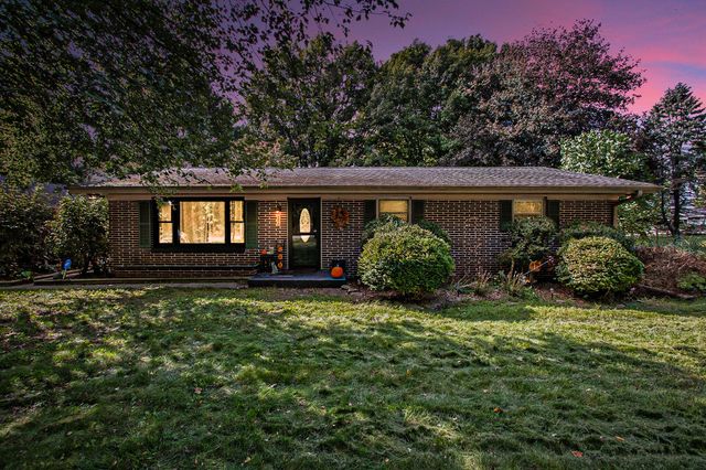 8674 N 200 E, La Porte, IN 46350