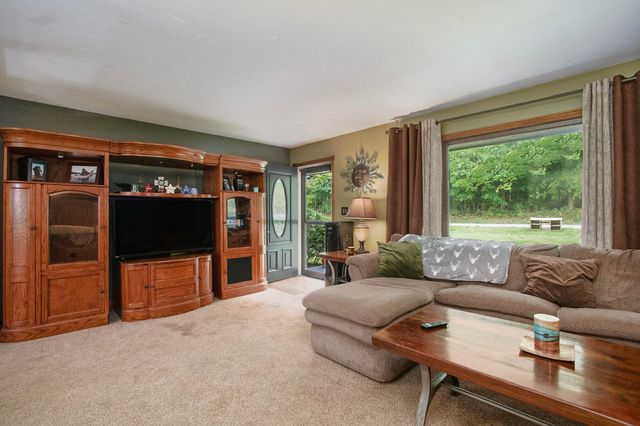 8674 N 200 E, La Porte, IN 46350