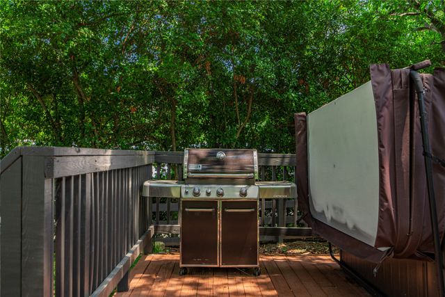 347 Quail Creek Circle, Pottsboro, TX 75076