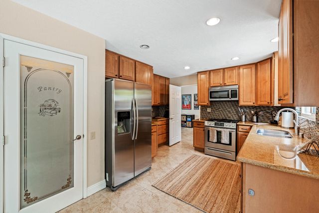 49035 Tango Court, La Quinta, CA 92253