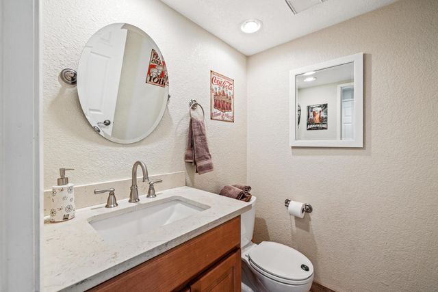 49035 Tango Court, La Quinta, CA 92253