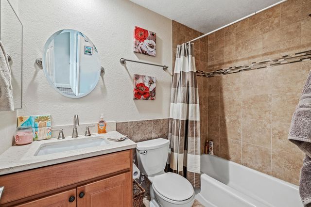 49035 Tango Court, La Quinta, CA 92253