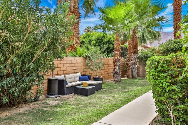 49035 Tango Court, La Quinta, CA 92253