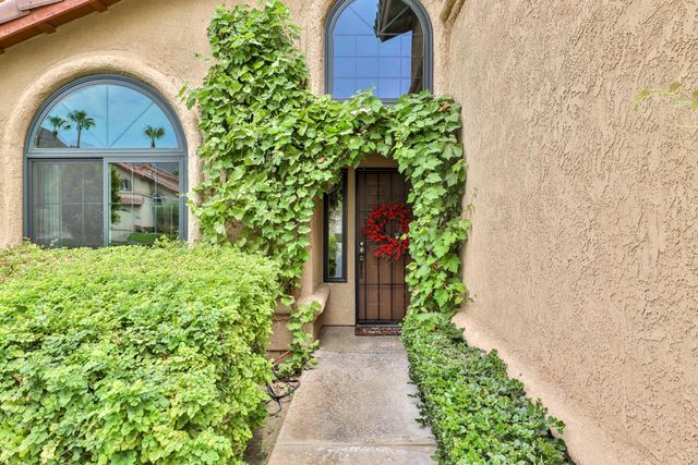 49035 Tango Court, La Quinta, CA 92253
