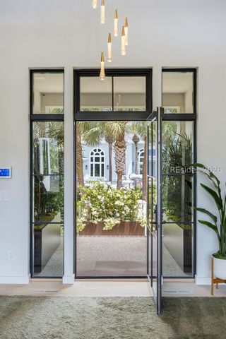 14 Castlebridge Ct, Hilton Head Island, SC 29928