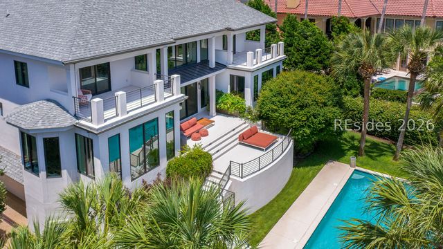 14 Castlebridge Ct, Hilton Head Island, SC 29928