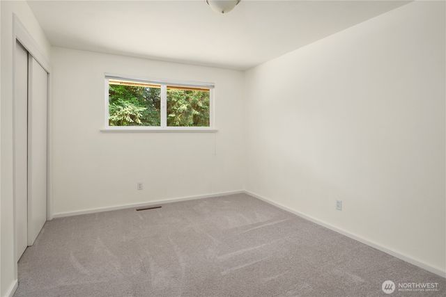 10466 SE 19th Street, Bellevue, WA 98004