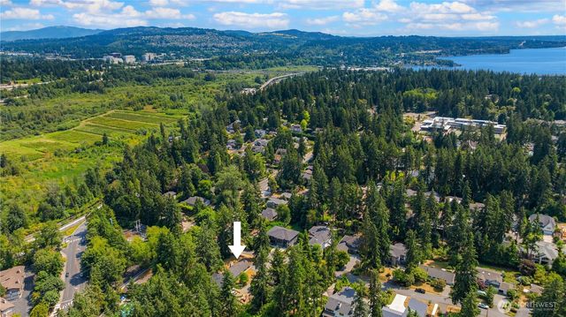10466 SE 19th Street, Bellevue, WA 98004