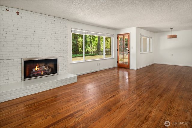 10466 SE 19th Street, Bellevue, WA 98004