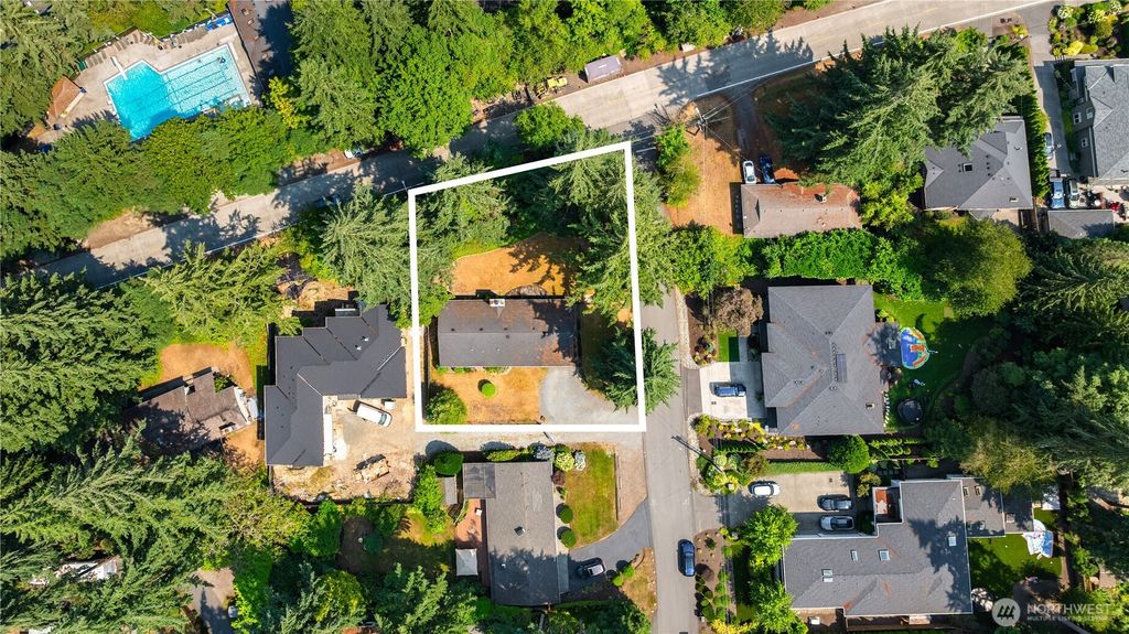 10466 SE 19th Street, Bellevue, WA 98004