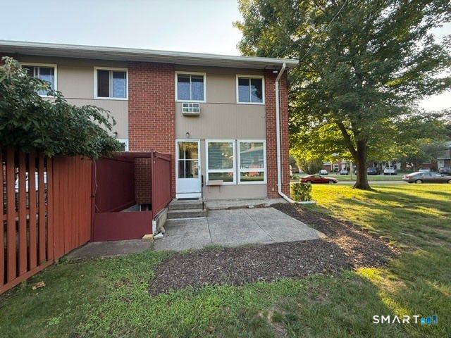 114 Centerbrook Road, Hamden, CT 06518
