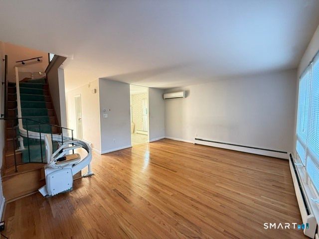 114 Centerbrook Road, Hamden, CT 06518