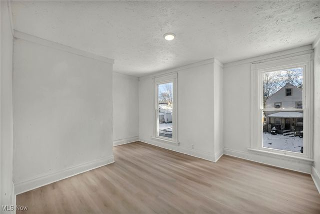 502 W 23rd Street, Lorain, OH 44052