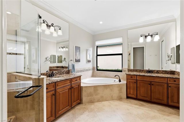 12732 Kinross LN, Naples, FL 34120