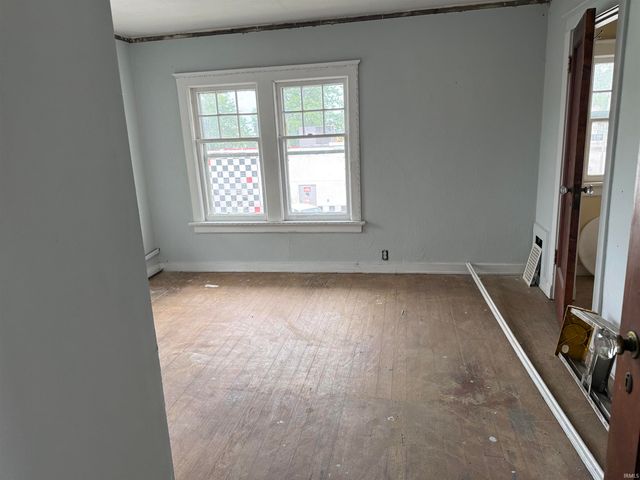 2029 S Michigan Street, South Bend, IN 46613